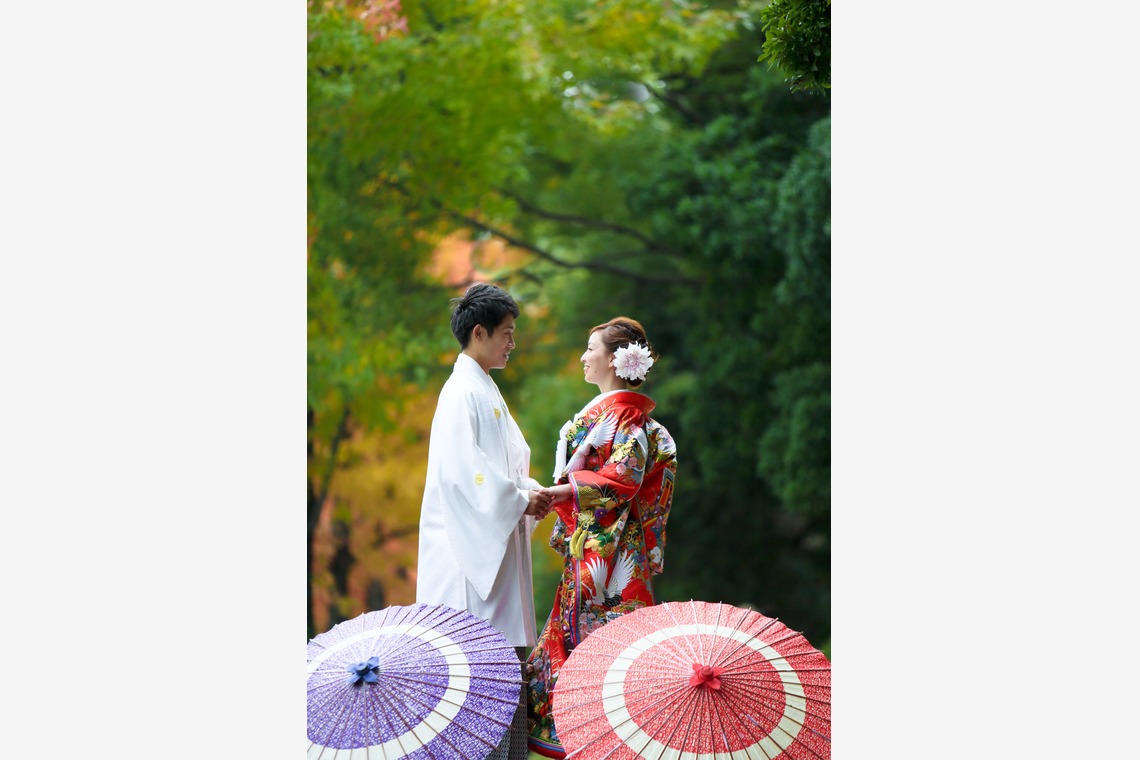 KIKIウェディングが撮影した「紅葉の広島城と公園」の写真