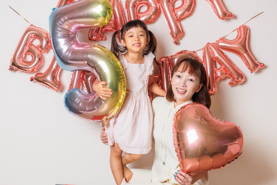 松井シンジが撮影した「家族写真（屋内・屋外）」の写真