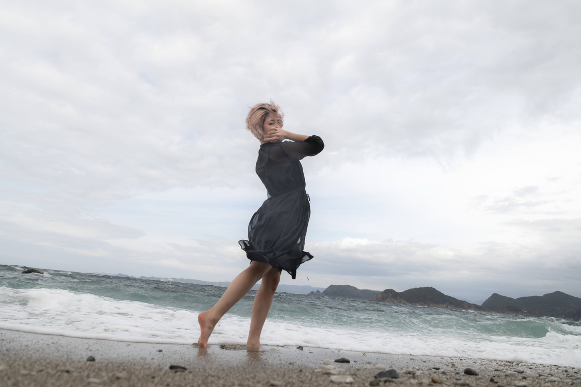 ならもとかずやが撮影した「屋外ポートレート」の写真