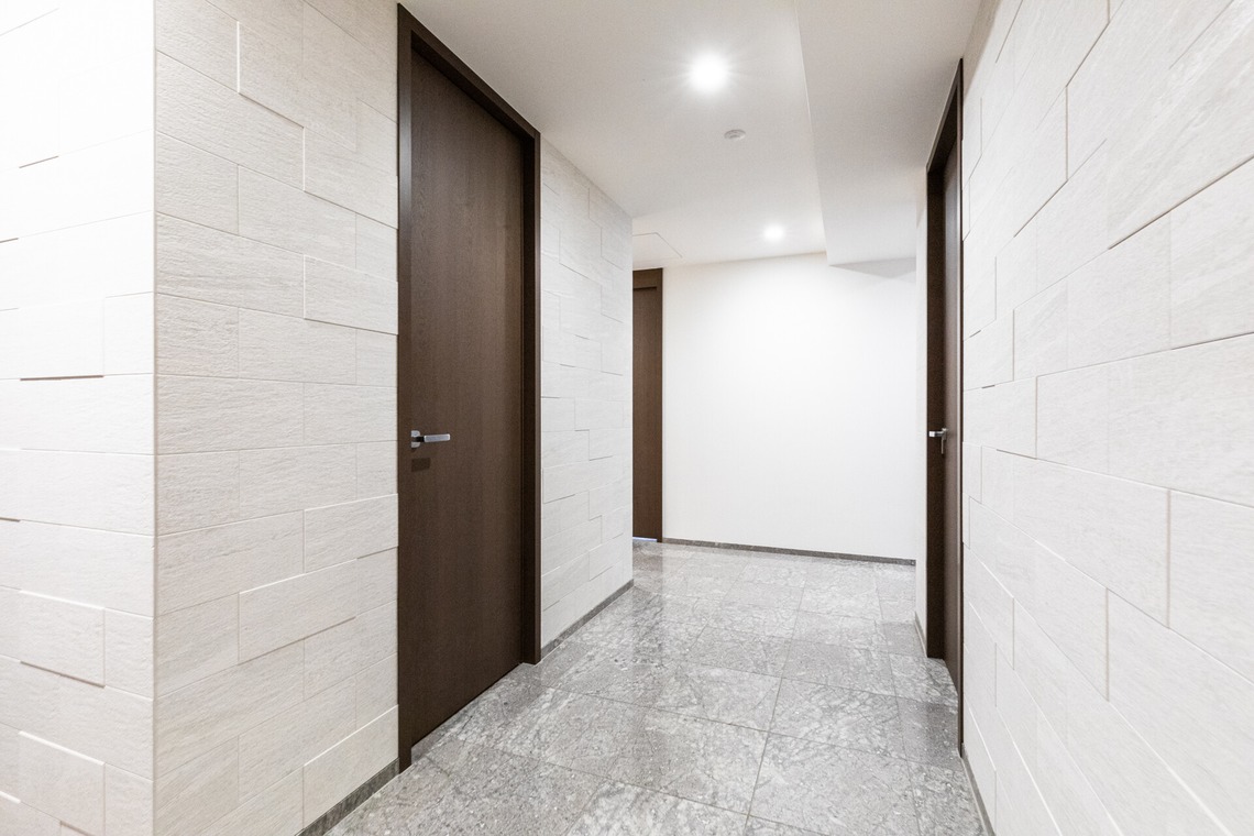 大森美紗生が撮影した写真のアルバム「マンション内観撮影」