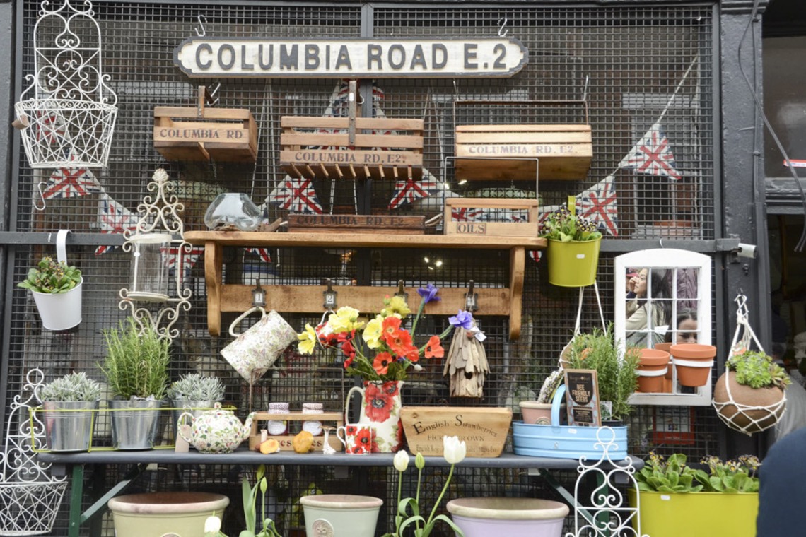 Album of the Wedding, Bridal taken by Lucky Sliver Sixpence - Hipster London ( location reference images) 