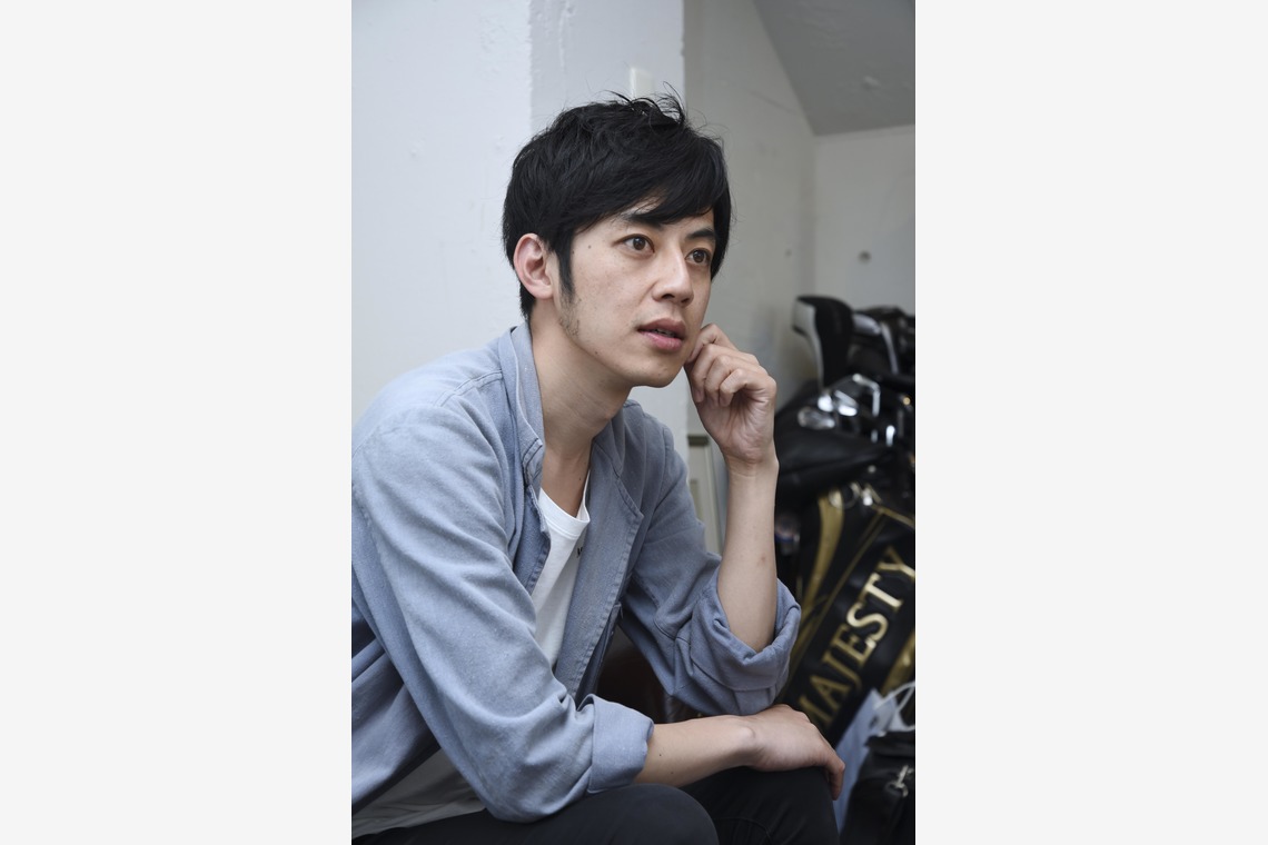 呉在雄が撮影した「マガジン」の写真