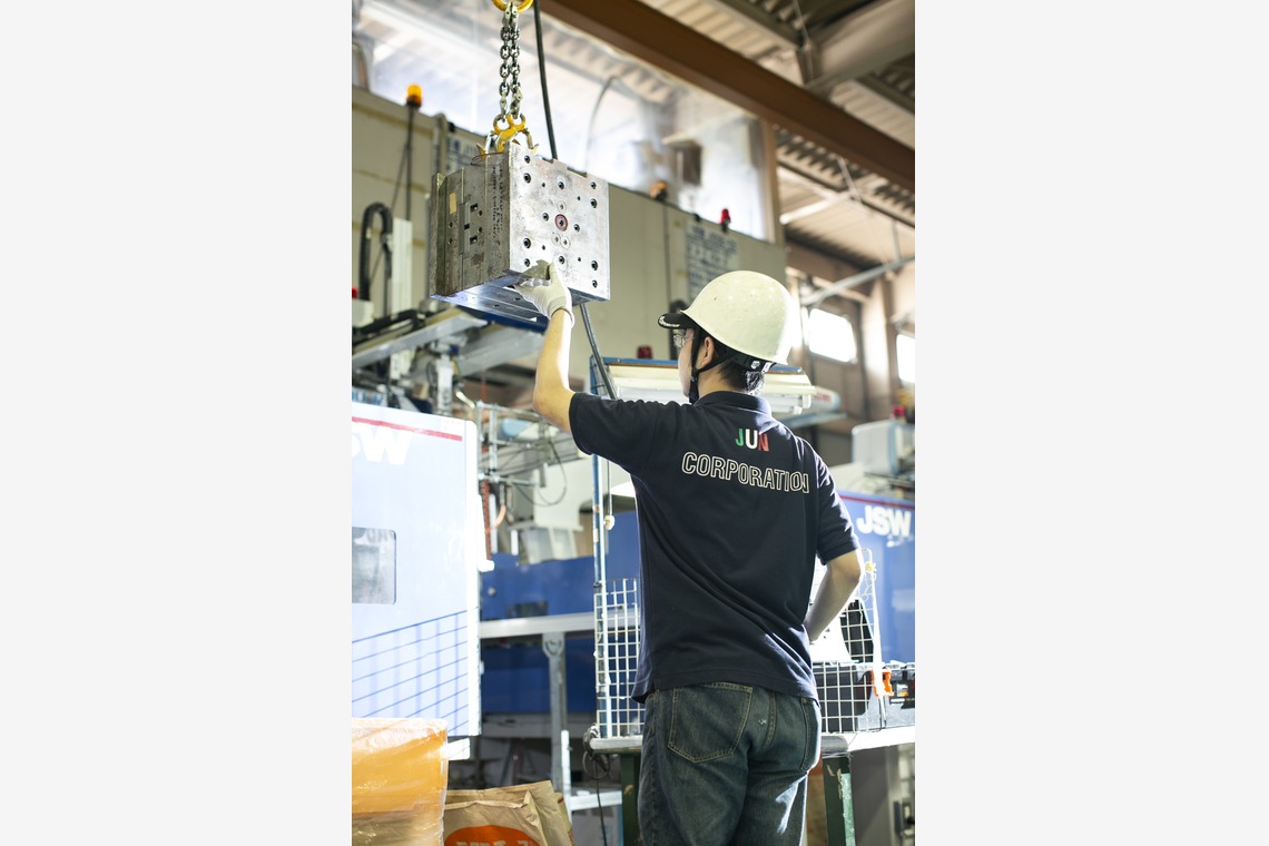 布川航太が撮影した写真のアルバム「企業撮影-若手の活躍」