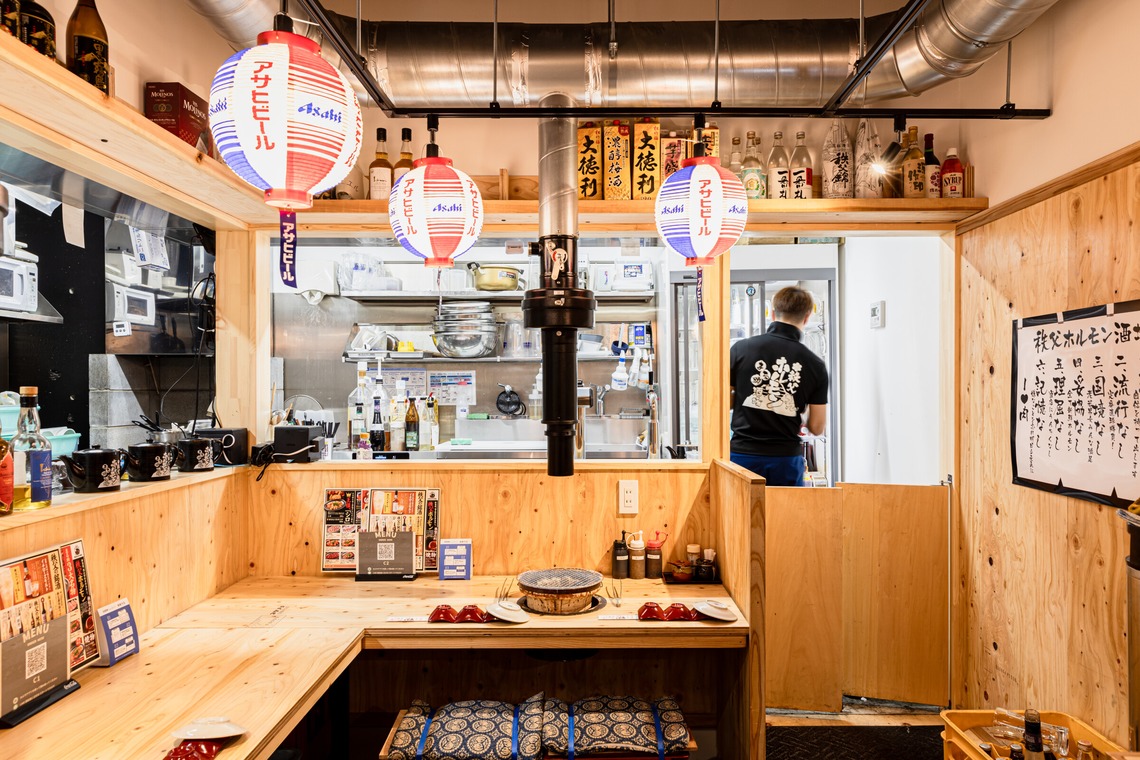 内藤駿介が撮影した写真のアルバム「ホルモン・焼肉屋さんの内外観撮影でした。」