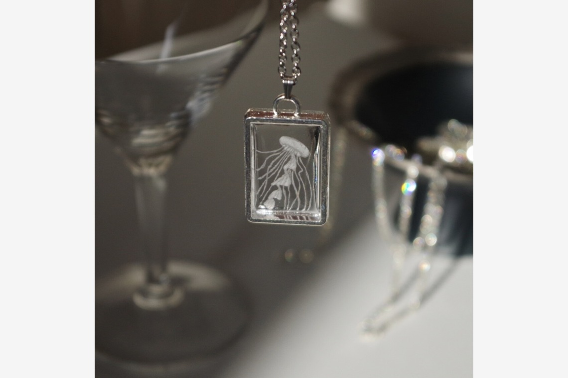 渡辺真央が撮影した「アクセサリー@自宅撮影」の写真