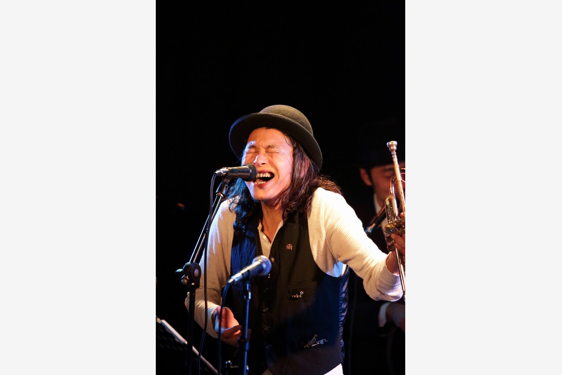 イトウ　ノブミチが撮影した写真のアルバム「イベント・ライブ・ダンス」