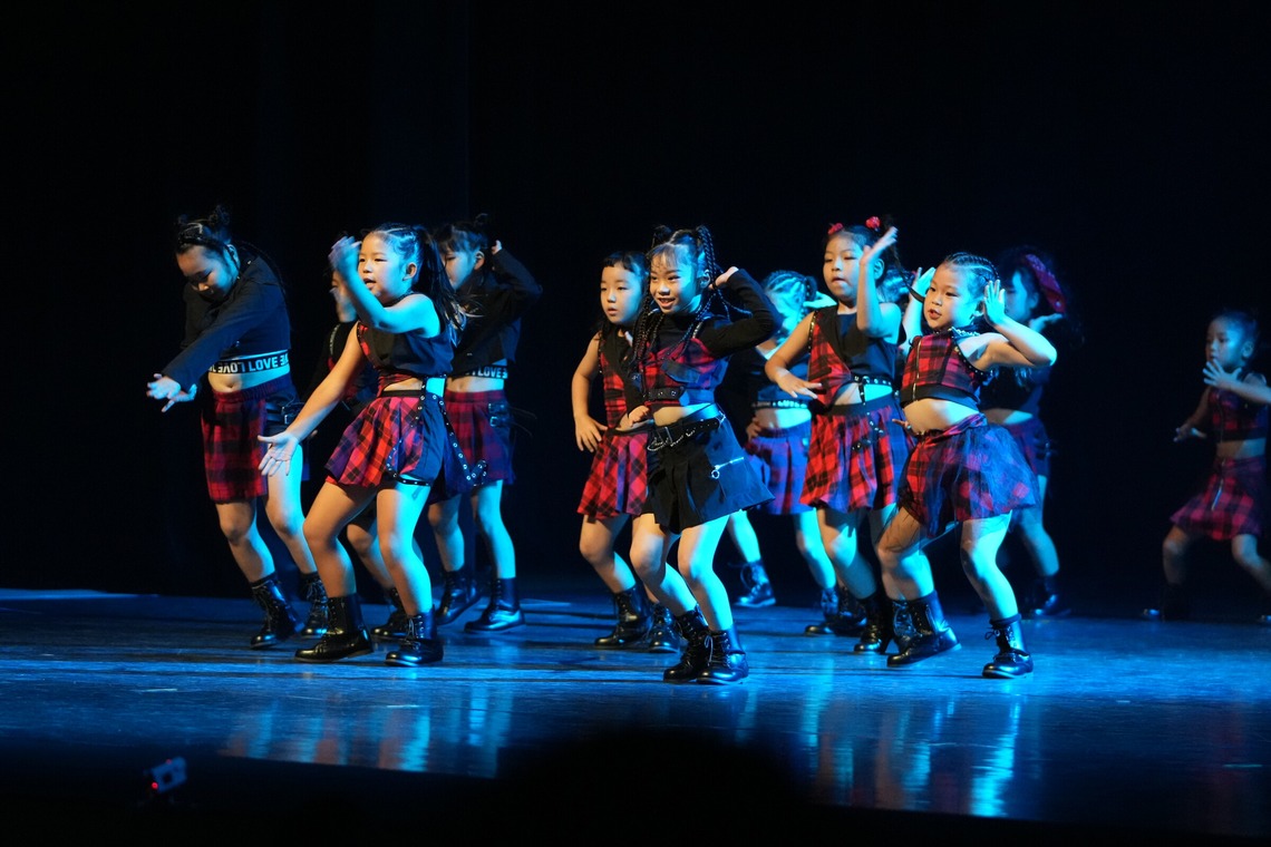 A2FT.jpフォトグラファーまつもとあきらが撮影した「MAGNET Dance School」の写真