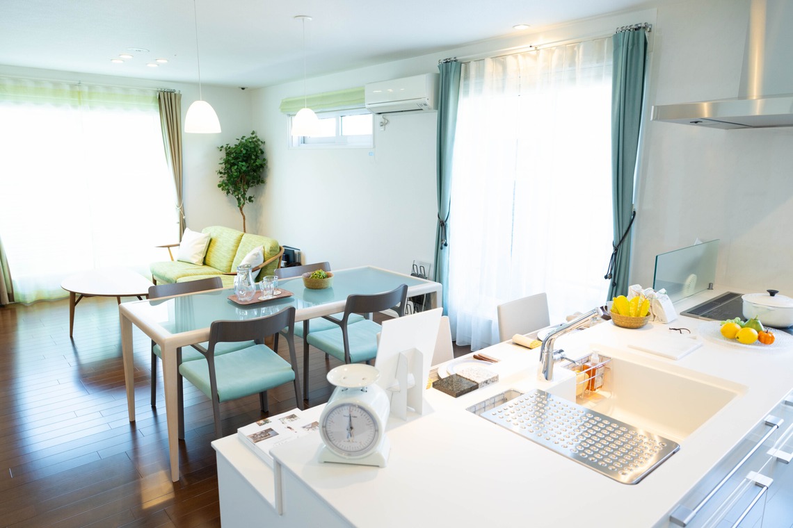 小山将冬が撮影した写真のアルバム「内観」