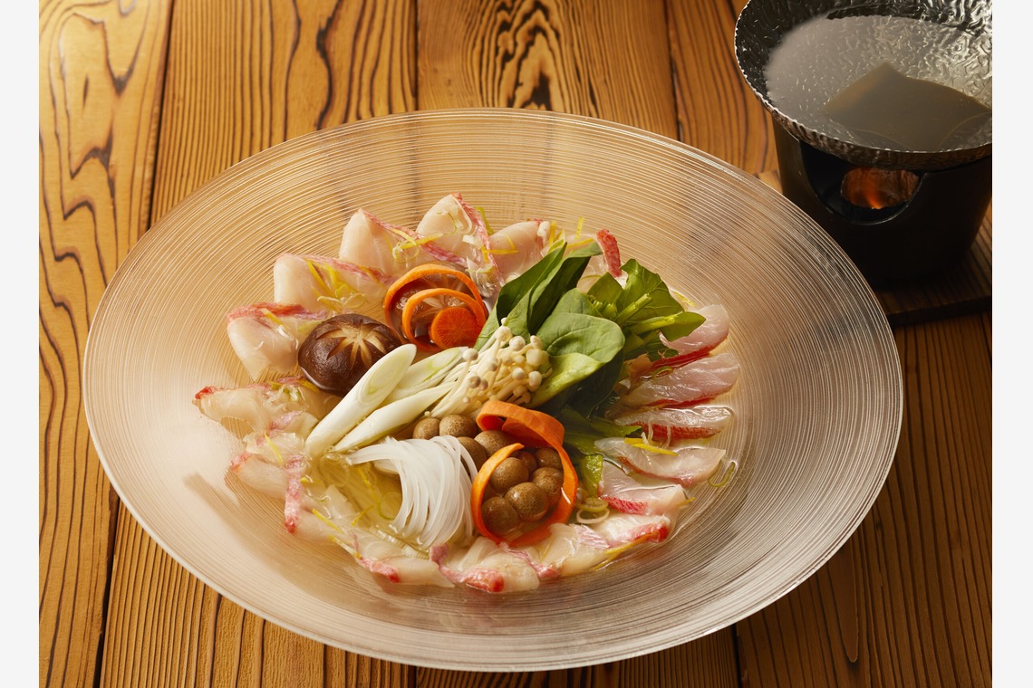 大橋裕紀が撮影した「旅館の夕食メニュー」の写真