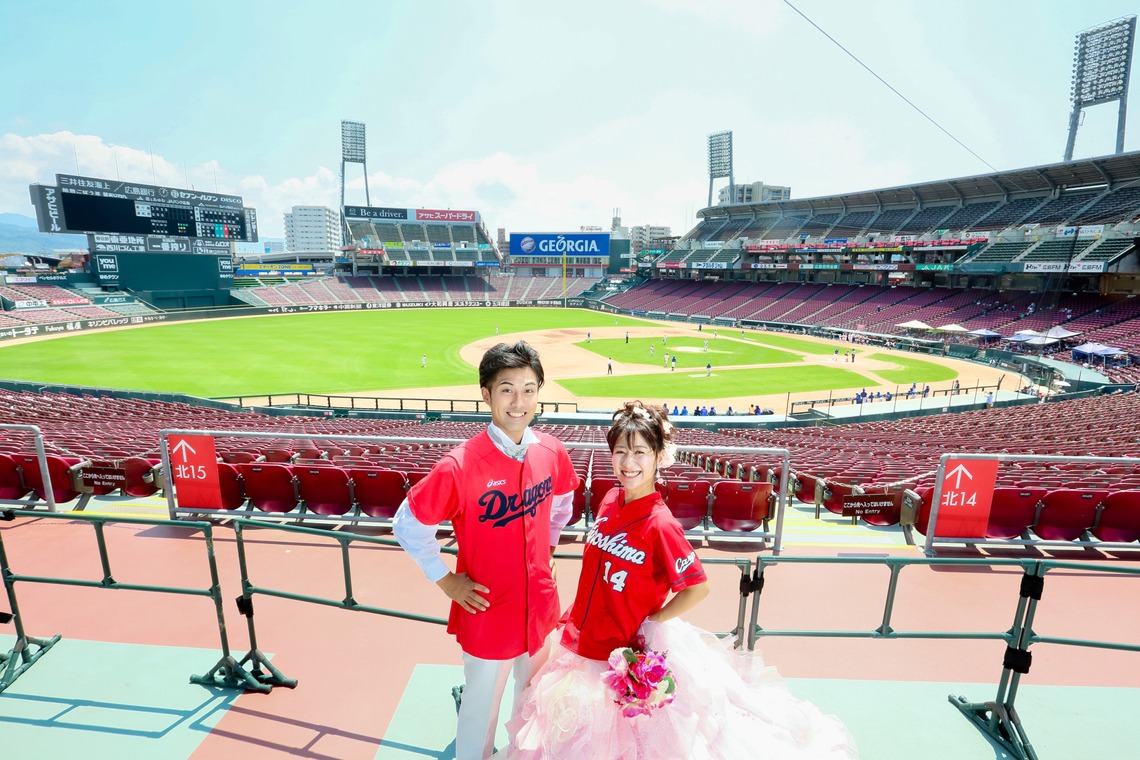 KIKIウェディングが撮影した写真のアルバム「カープ！カープ」