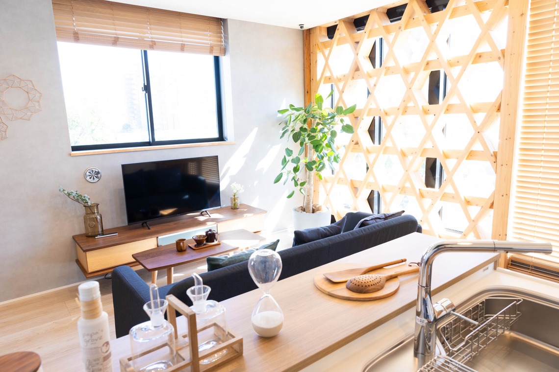 小山将冬が撮影した「内観」の写真