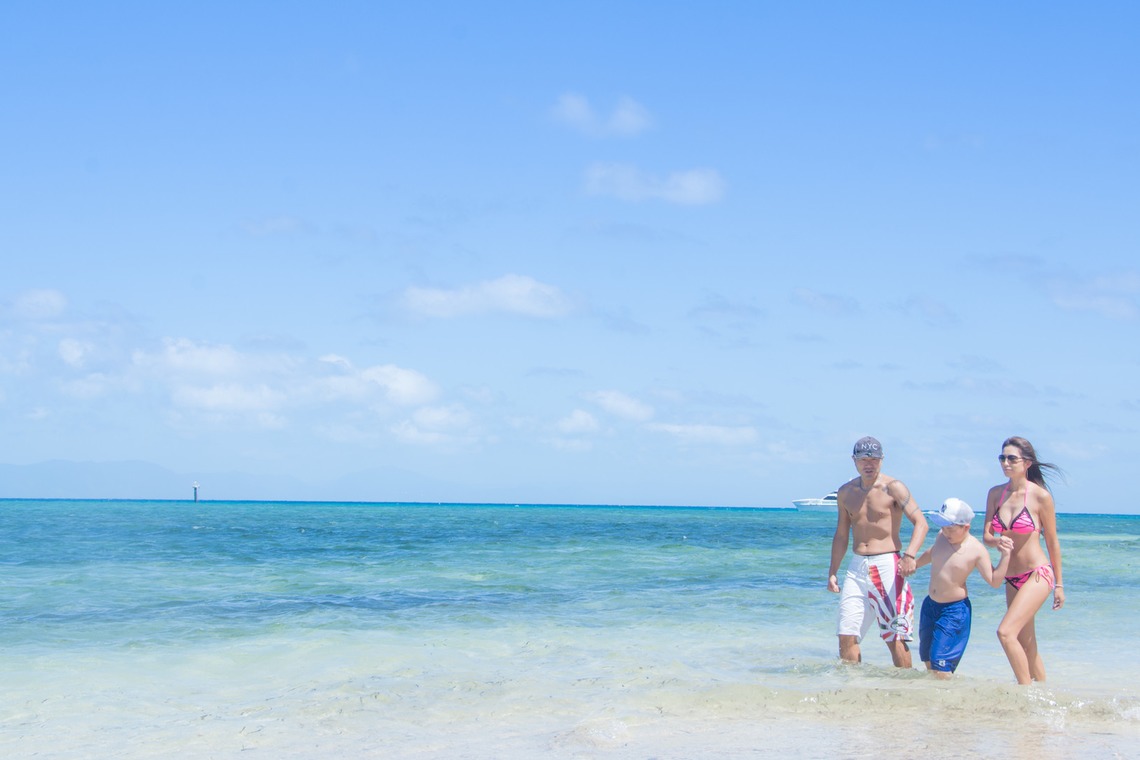 Album of the Location Photo Shoot taken by スマイルケアンズ - Location Photo Mix