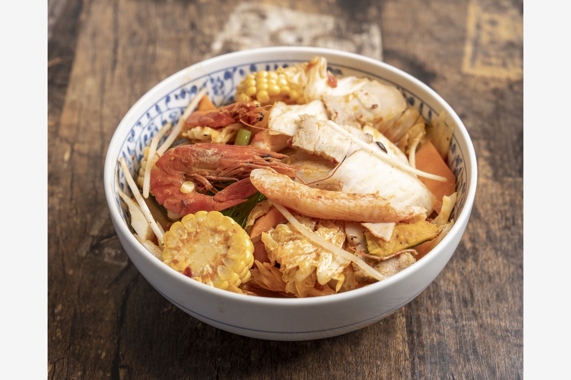 田中愛実が撮影した写真のアルバム「四川料理 九龍」