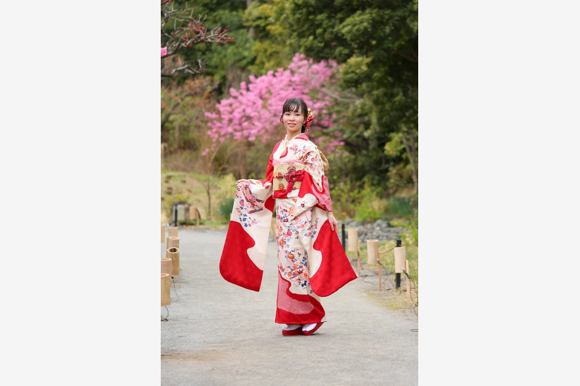 出張撮影　FotoMatograph　間藤　恒が撮影した成人式撮影のアルバム「22.03.29あらい様」