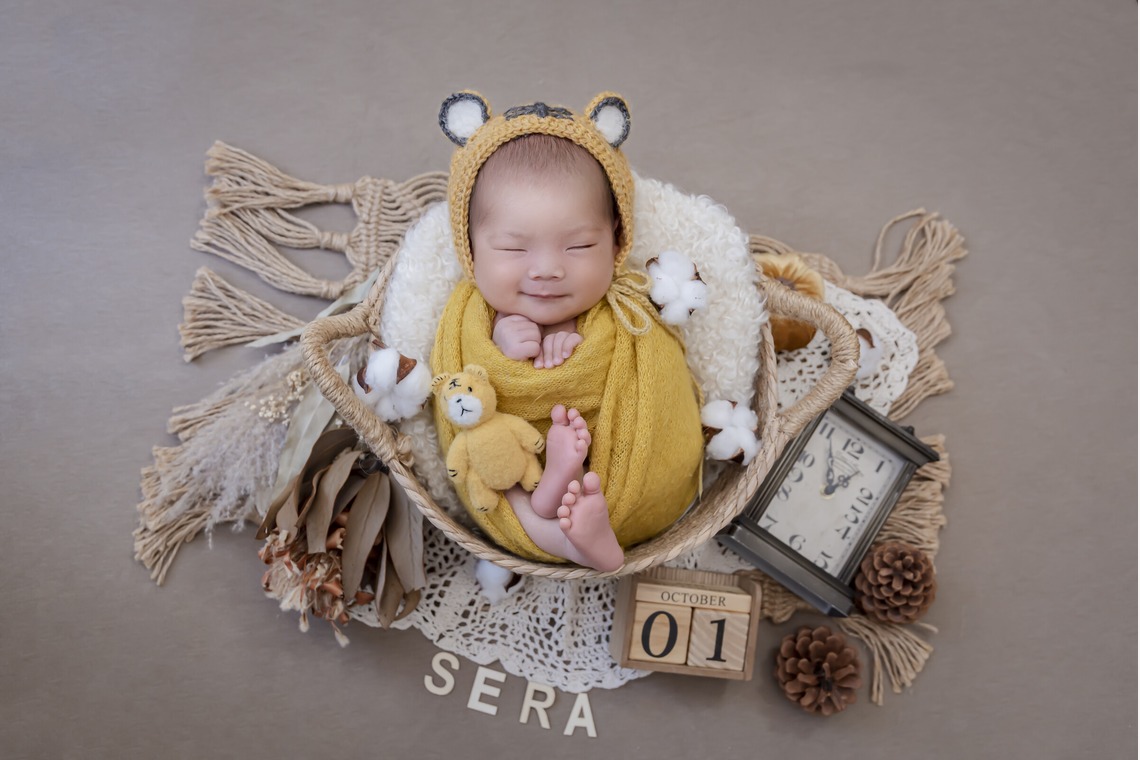 出張フォトatte〈アッテ〉が撮影した「ニューボーンフォト」の写真