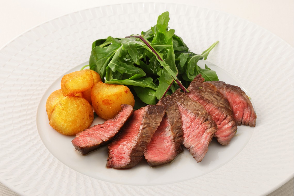 森安　照が撮影した写真のアルバム「ビストロ・メニュー」