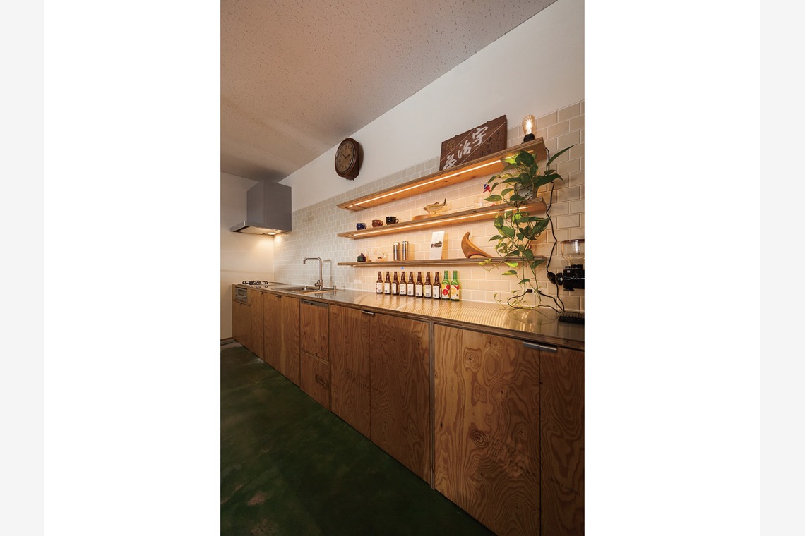 伊東昌信が撮影した写真のアルバム「店舗　建築竣工」