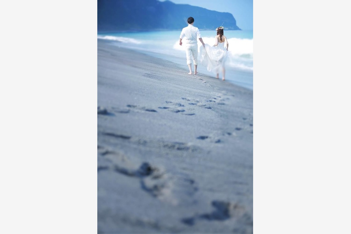 STUDIO AQUA (スタジオアクア)が撮影した「ドレスロケーション前撮り」の写真