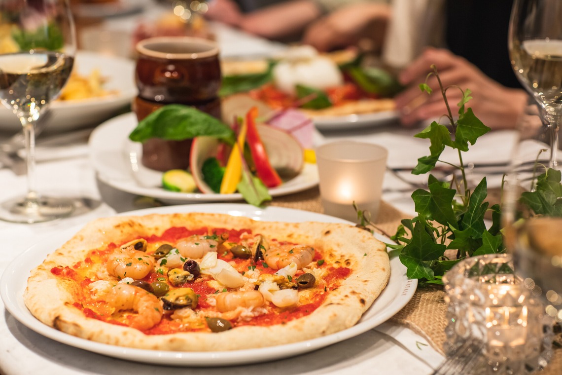 uno e creative act.が撮影した写真のアルバム「レストランウェディングの広告撮影」