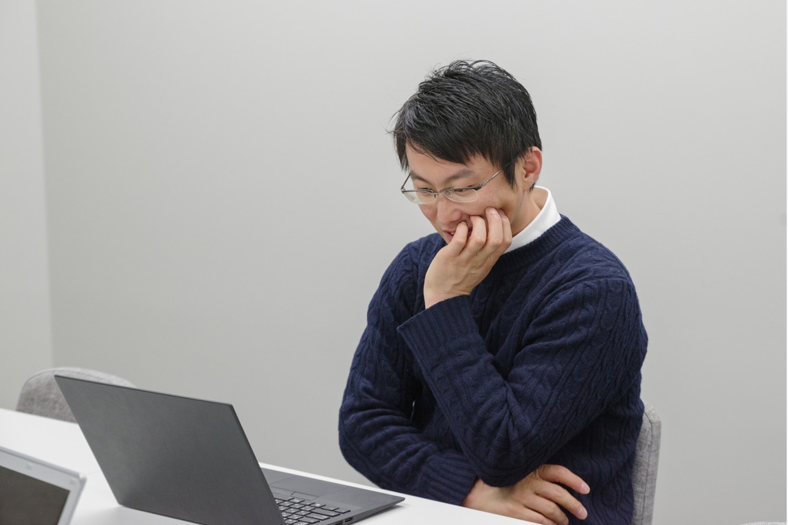 Katsuhiko Suzukiが撮影した写真のアルバム「インタビュー同行撮影」