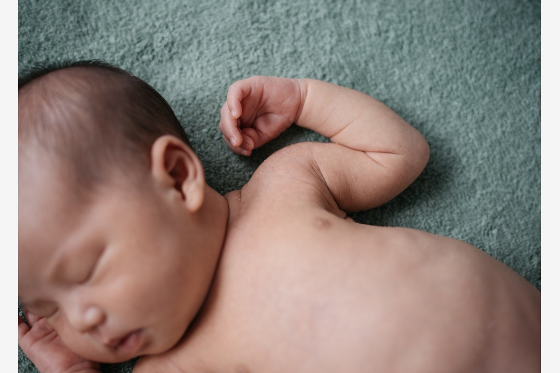 植村由理が撮影したスタジオ撮影のアルバム「マリちゃん」