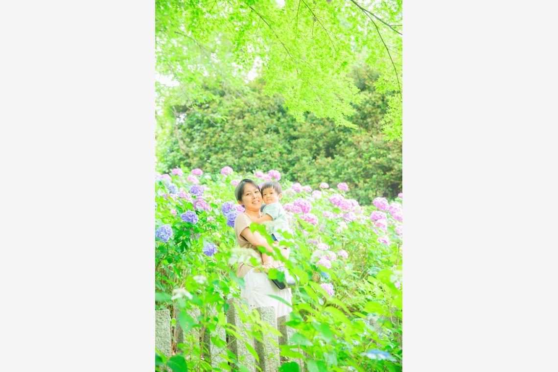 Chain of smile photography