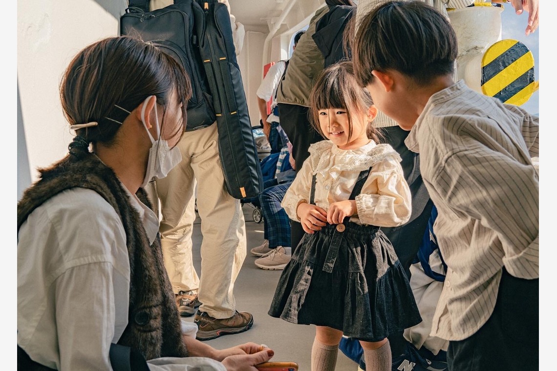 日下翔太郎が撮影した「屋外でのお子様メインの家族写真」の写真