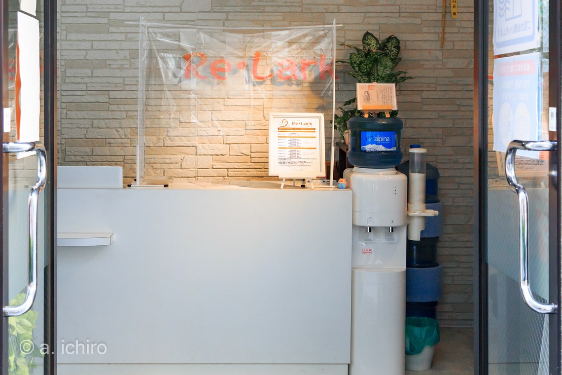 ABNフォトが撮影した「手もみサロン」の写真