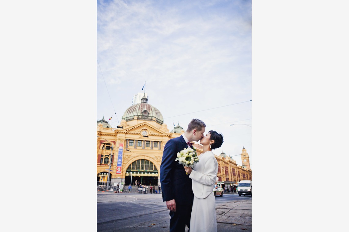 Rina Smile Photography（Rina Kakioka Kusters）が撮影した写真のアルバム「海外ウェディングメルボルン＠CBD, Melbourne」