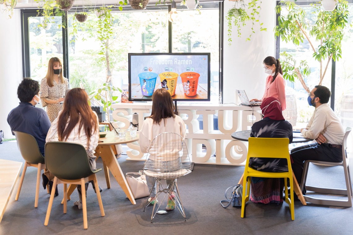 ジャン　ジンドンが撮影した写真のアルバム「Freedom Ramen商品発表イベント」