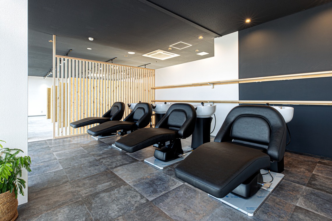 橋本くるみが撮影した写真のアルバム「salon」