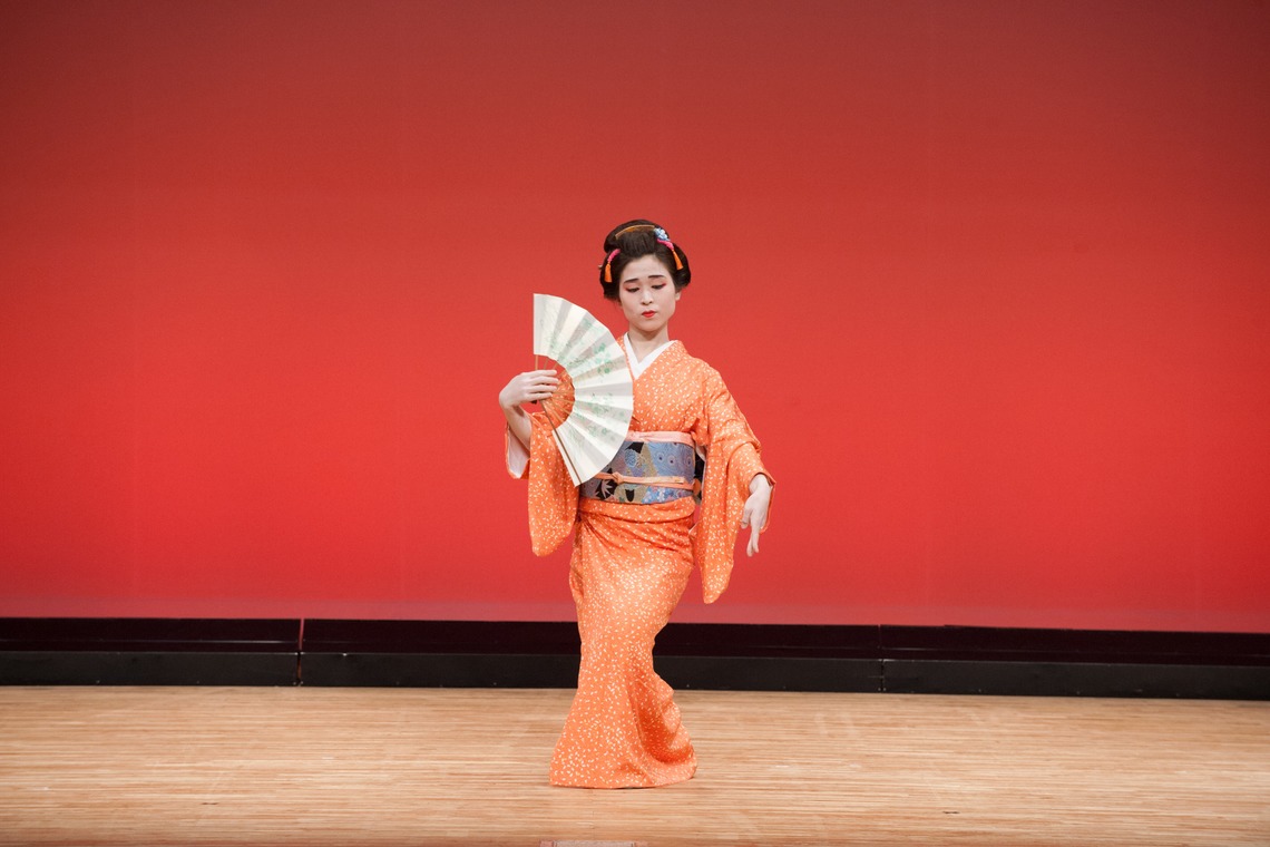 十時写真事務所が撮影した「踊り」の写真