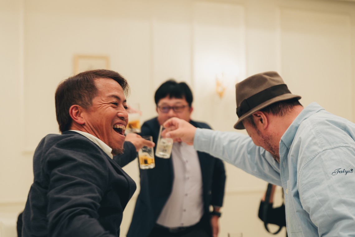内藤駿介が撮影した「企業忘年会撮影」の写真