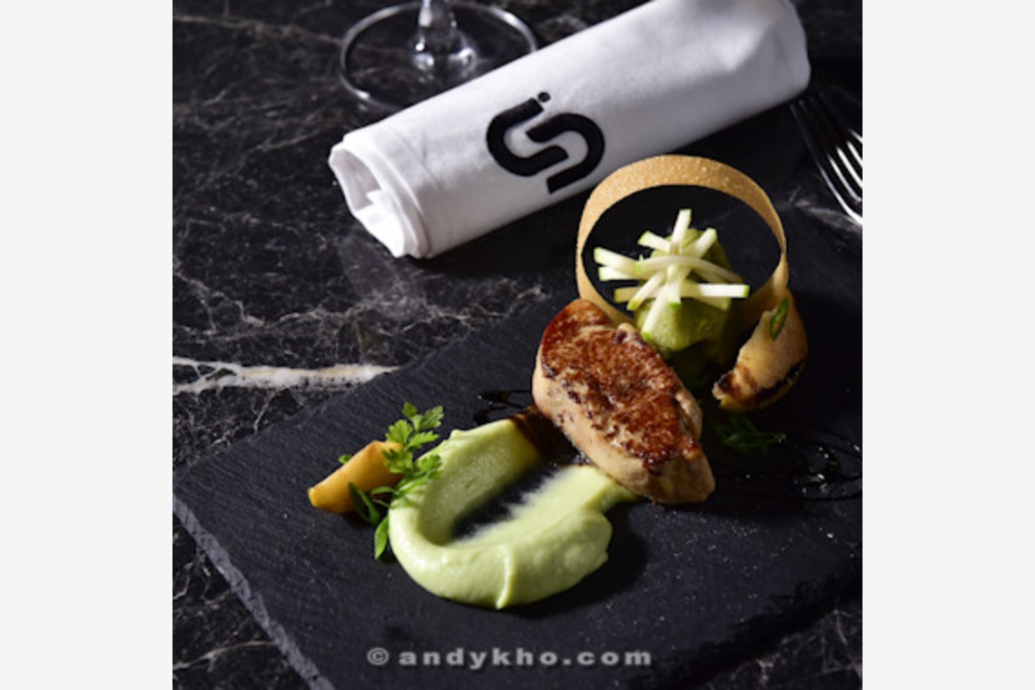 Andy Khoが撮影した写真のアルバム「サパークラブフードメニュー」