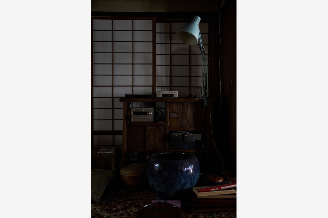 Ryo Manabeが撮影した写真のアルバム「旧・帽子屋」