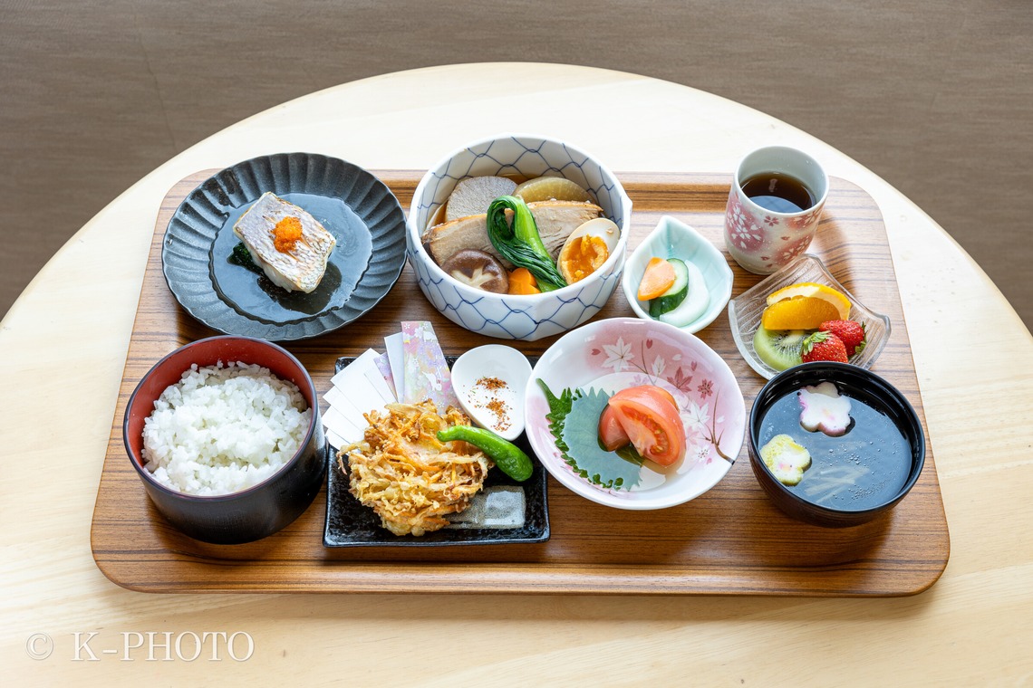 大森光太郎・K-PHOTOが撮影した写真のアルバム「ランチメニュー撮影」