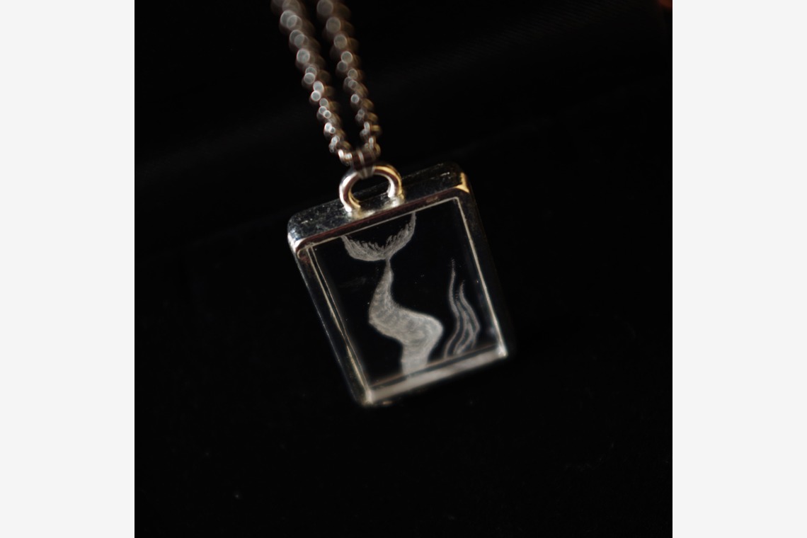 渡辺真央が撮影した「アクセサリー@自宅撮影」の写真