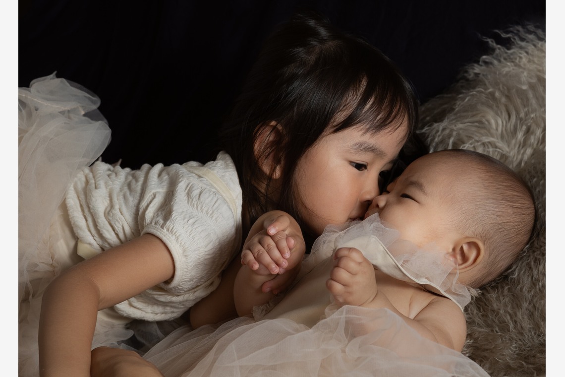 ミヤタカズコが撮影した写真のアルバム「ハーフボーンフォト」