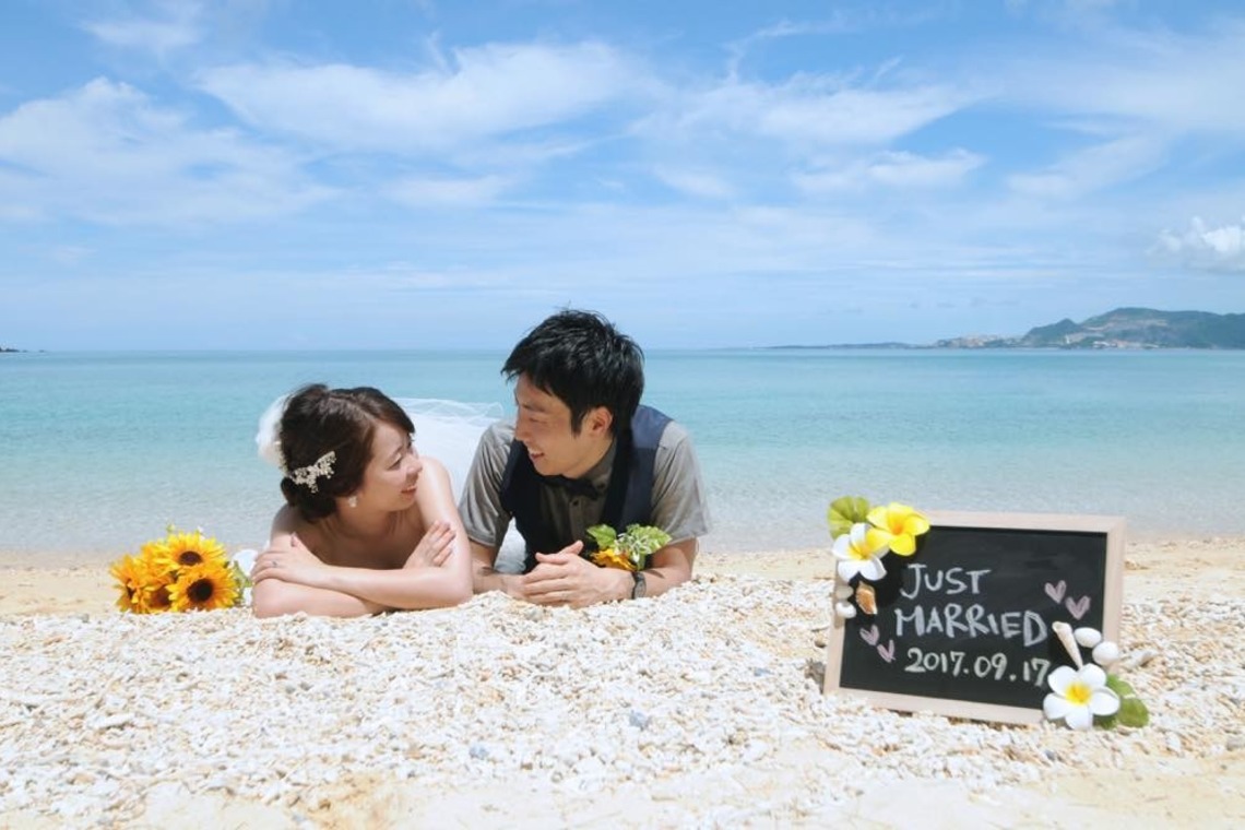 Photo of Beach Photo wedding taken by Avenir