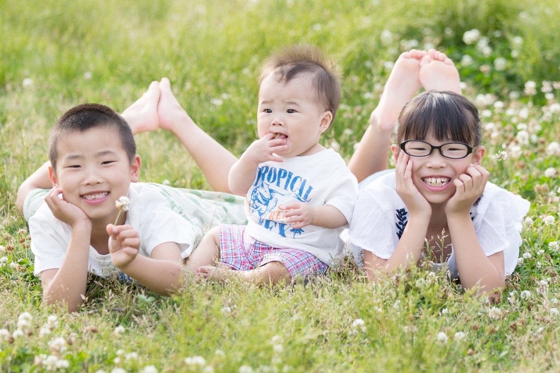 すずき写真事務所が撮影した家族写真の出張撮影のアルバム「大阪キッズ」