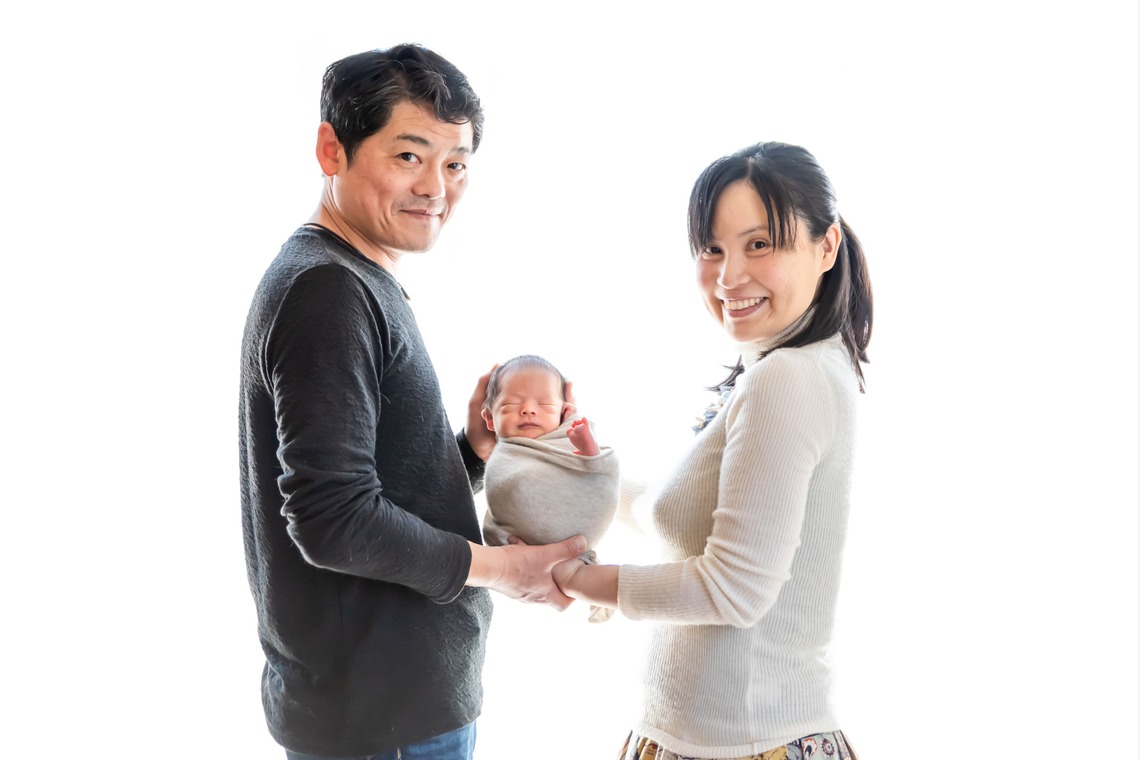 サキヤマ リエが撮影したスタジオ撮影のアルバム「ベージュ系・犬のぬいぐるみ・男の子のニューボーンフォト」