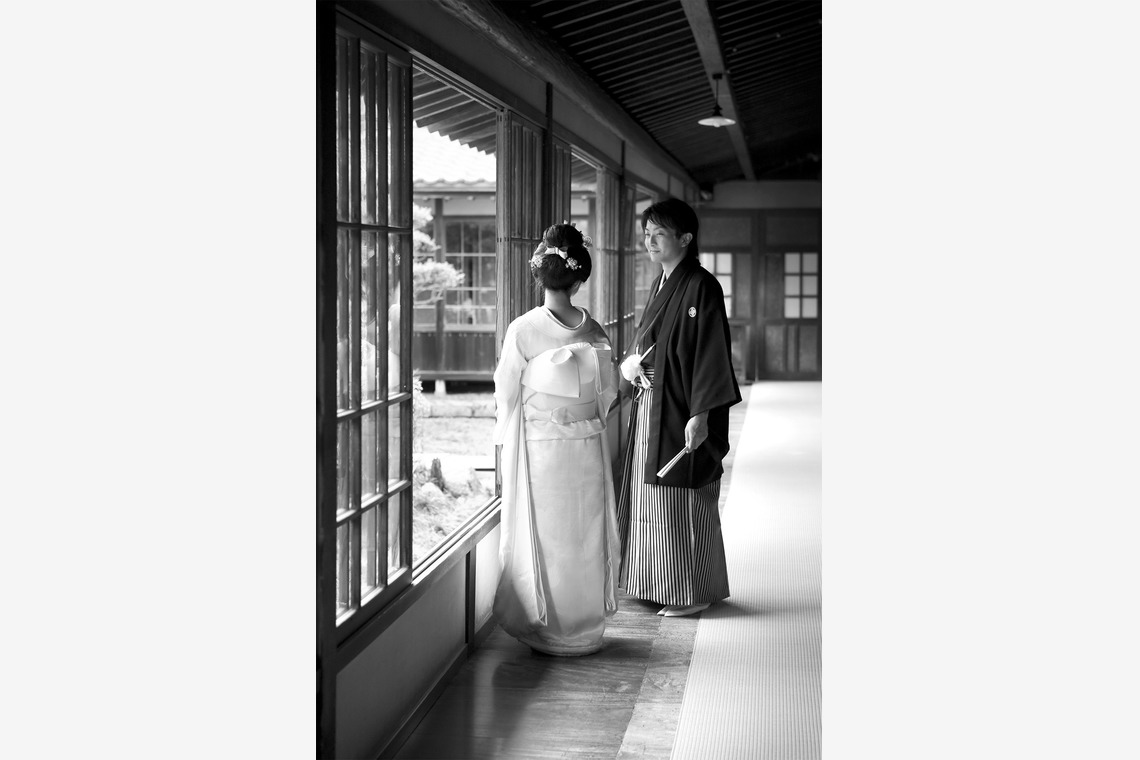 オフィスワイエス（SHO YAMAOKA）が撮影した写真のアルバム「豪農のお屋敷和装ロケ」