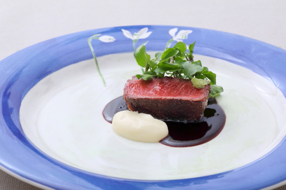 森安　照が撮影した写真のアルバム「フレンチ（料理・内観外観・プロフィール）」