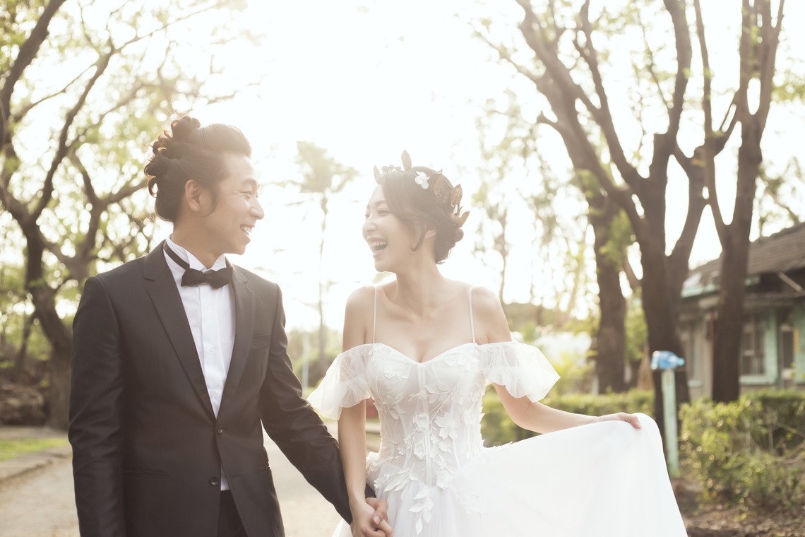 續 WEDDING PLANNINGが撮影した写真のアルバム「降り注ぐ陽の光の中で」