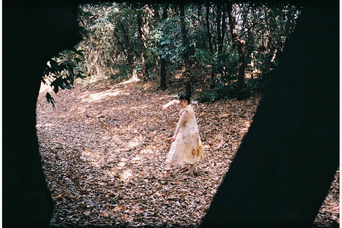 村崎玲巨が撮影した「食べる服　堺」の写真