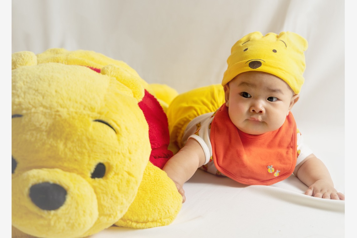 ミヤタカズコが撮影した写真のアルバム「ハーフボーンフォト」