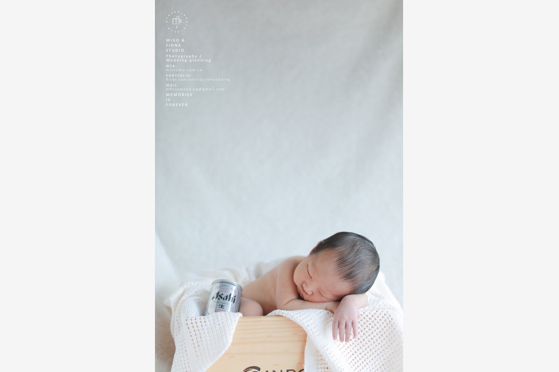 MF STUDIO Migoが撮影した写真のアルバム「新しい生まれの写真」