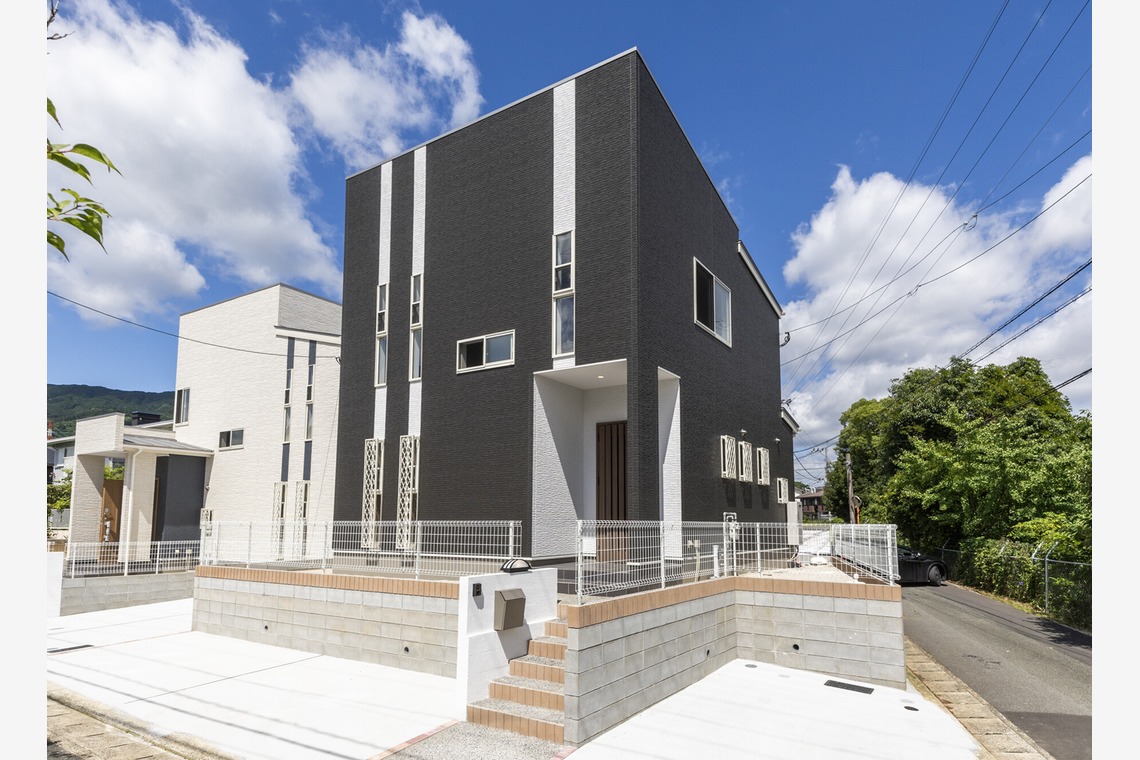 井下良治写真事務所が撮影した写真のアルバム「店舗　住宅」