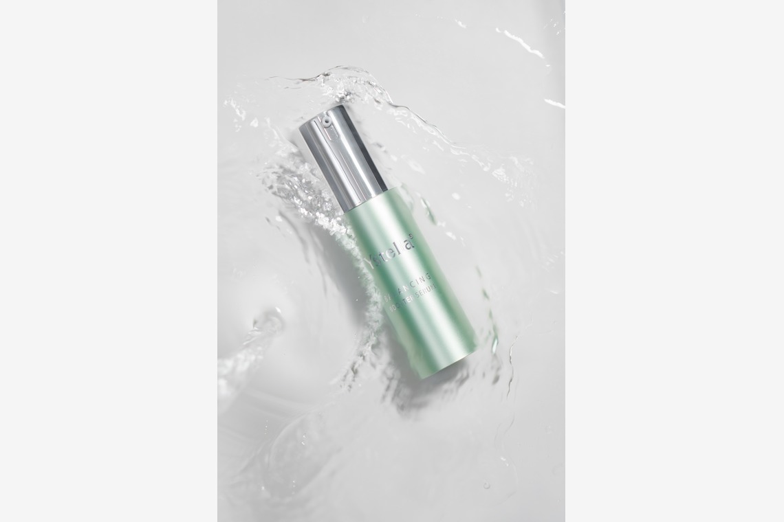 studio white alice 五十嵐啓が撮影した「コスメ」の写真