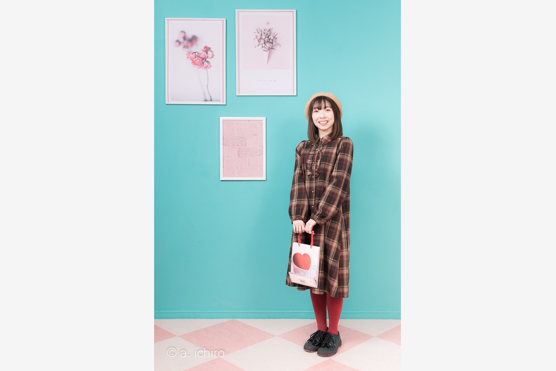 ABNフォトが撮影した写真のアルバム「スタジオでの人物撮影（女性）」